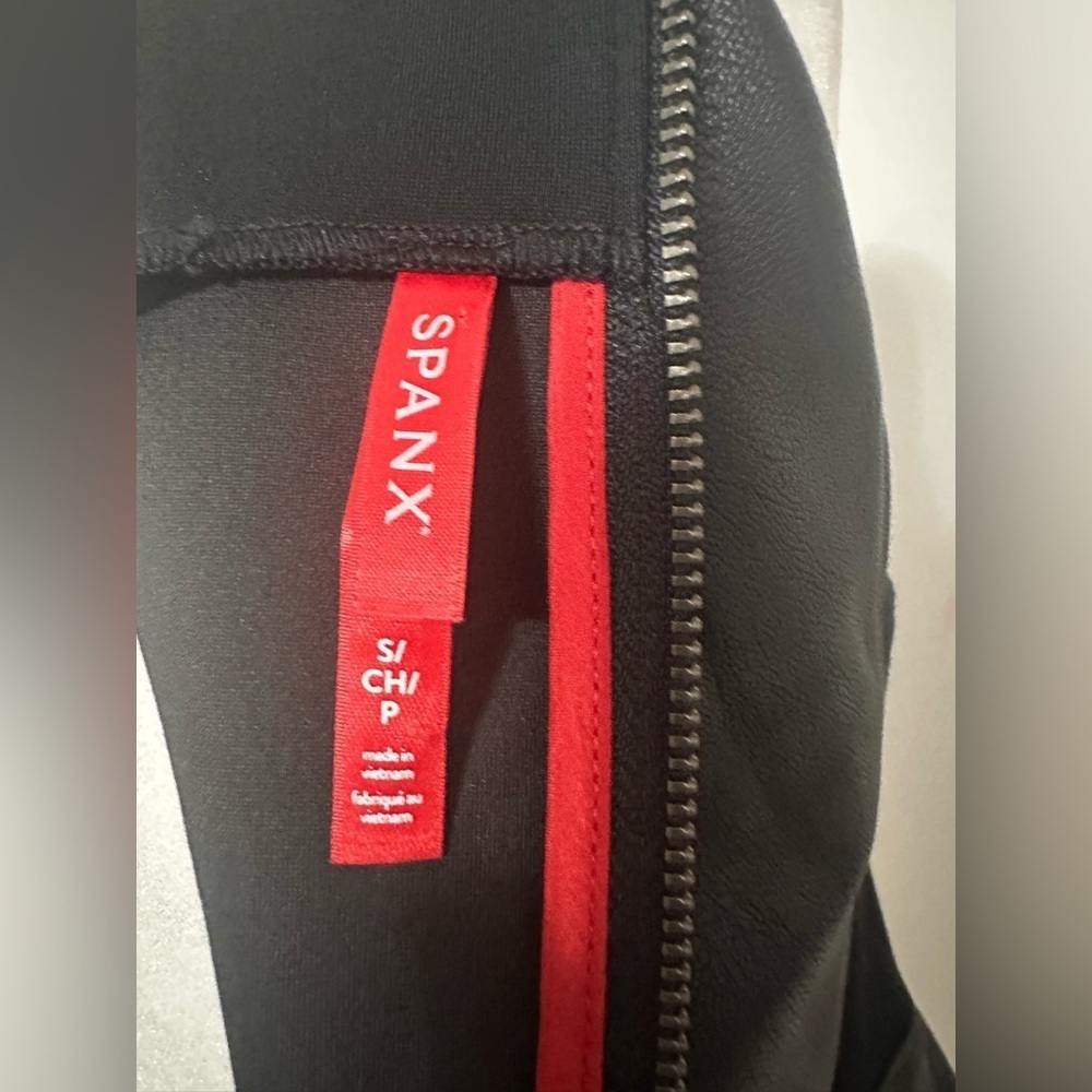 Spanx Black Leather Like Combo Fitted Dress Size small new with tag - Picture 12 of 15